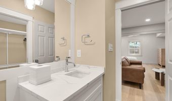4111 18TH Rd N 1, Arlington, VA 22207