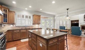 11240 Avery Cove Ct, Alpharetta, GA 30022