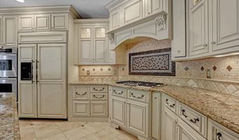 26 Bruns Rd, Allenhurst, NJ 07711