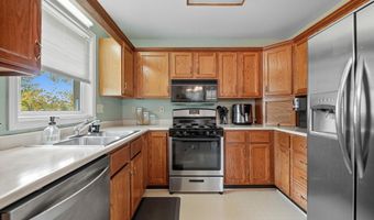 1414 Duesenberg Dr, Auburn, IN 46706