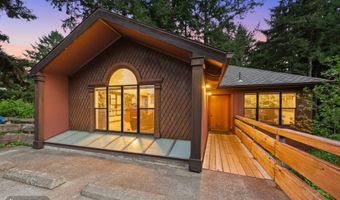 448 Tanglewood Rd, Arcata, CA 95521