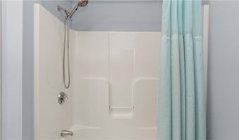 28 Narragansett Rd, Cumberland, RI 02864