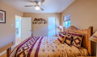 1808 Bryn Mawr Dr NE, Albuquerque, NM 87106