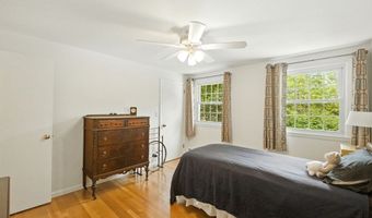 5 Brookside Cir, Acton, MA 01720