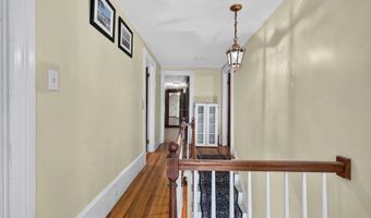 26 Humphrey Pl, Athol, MA 01331