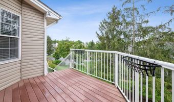 4 Ray Ct, Bedminster, NJ 07921