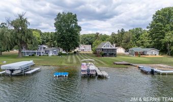 3235 Lakeview Dr, Allegan, MI 49010