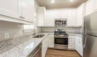 3102 SW Garrison Ln 2, Bentonville, AR 72712
