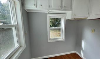 1072 Pitkin Ave, Akron, OH 44310