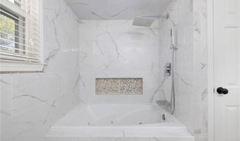 15 Laforge Dr, Coventry, RI 02816