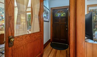 1121 Pauline Blvd, Ann Arbor, MI 48103