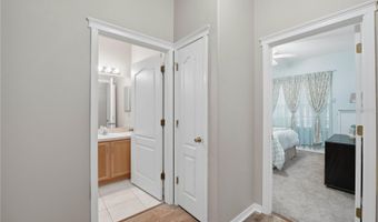 6936 SURREY OAK Dr, Apollo Beach, FL 33572