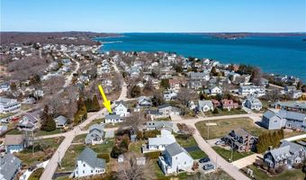 26 Richard Smith Rd, Narragansett, RI 02882