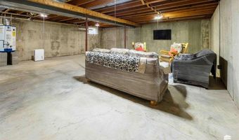 1104 Old Highway 40, Abilene, KS 67410