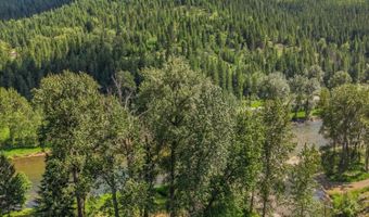 4 River Rd, Calder, ID 83808