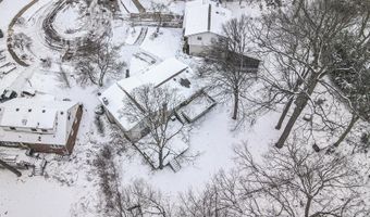 1276 Kuehnle Ct, Ann Arbor, MI 48103