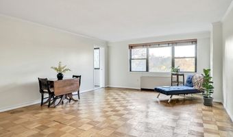 8 Whittier Place 4J, Boston, MA 02114