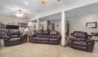 19402 Lawrence 2078, Ash Grove, MO 65604