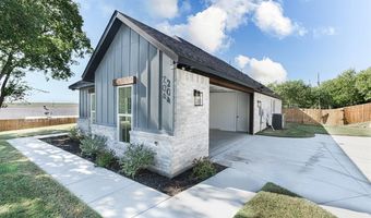 204 Oakdale Dr, Aledo, TX 76108