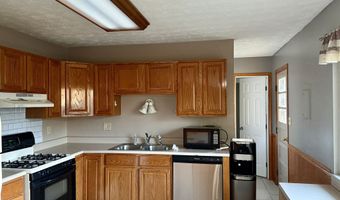 3622 Poinsettia Dr, Indianapolis, IN 46227