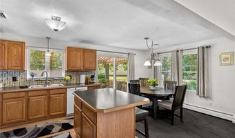 5 Haywood Rd, Coventry, RI 02816