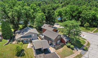420 Echo Hill Dr, Ballwin, MO 63021