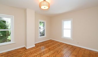210 S CHESTNUT St, Ambler, PA 19002