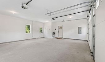17 Coopers Trl, Arundel, ME 04046