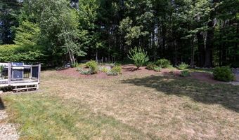 25 Calvin St, Ayer, MA 01432