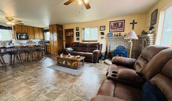 6231 Ridgetop Rd, Anderson, CA 96007