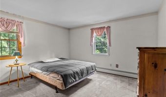 105 Newell Dr, Cumberland, RI 02864