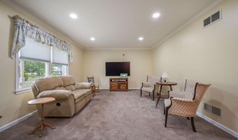 78 E HUNTINGTON Cir, Dover, DE 19901