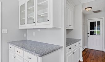 346 Woodlands Dr, Brandon, MS 39047