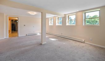 641 Altamont-Voorheesville Rd, Altamont, NY 12009