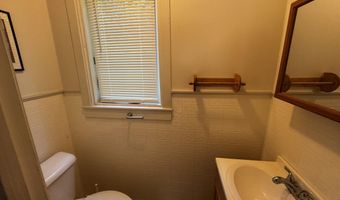 215 French St, Bangor, ME 04401