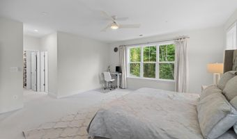 9501 WILDOAK Dr, Bethesda, MD 20814