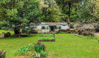 875 Aldergrove Rd, Arcata, CA 95521