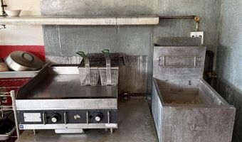 627 MAIN St, Bayard, NE 69334