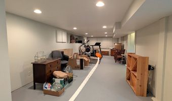 2600 SE LAKEWOOD Dr, Milwaukie, OR 97222