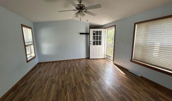 83 Long Shores Dr, Barrington, NH 03825