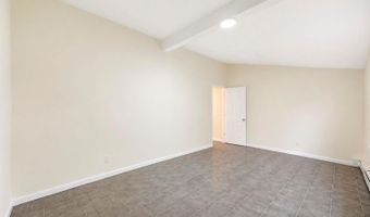 41 Madison Ave, Amityville, NY 11701
