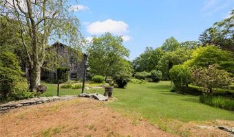 856 N Main Rd, Jamestown, RI 02835