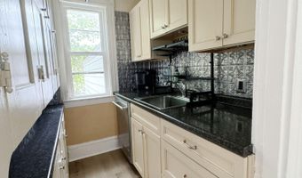 117 Winter St, Auburn, ME 04210