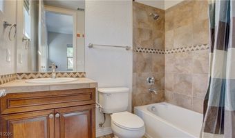 2124 Pont National Dr, Henderson, NV 89044