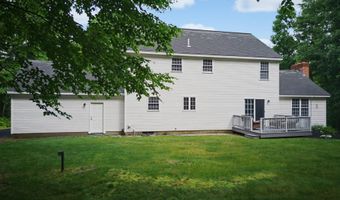 4 Hampshire Hills Dr, Bow, NH 03304