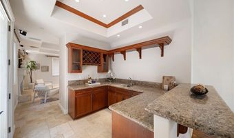 15850 Seville Ln, Encino, CA 91436