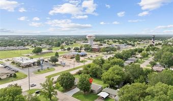 1015 NW Maxwell, Ardmore, OK 73401