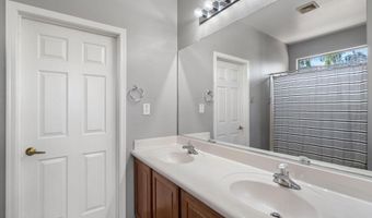 1608 W KURALT Dr, Anthem, AZ 85086