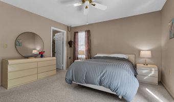 8 Dogwood Dr, Barnegat, NJ 08005