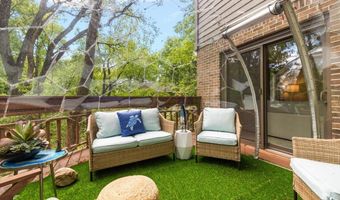 3427 E Dobson Pl, Ann Arbor, MI 48105